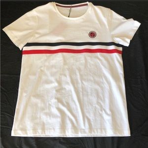 NWOT’s Carolina Herrera Regular Fit T Shirt Men’s Size Small